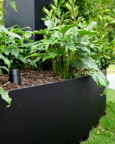 FormBoss Black Steel Garden Edging
