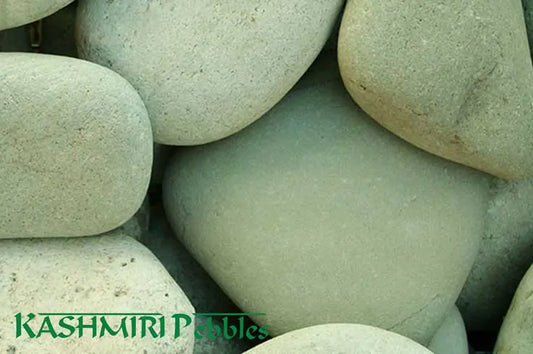 GREEN NATURAL PEBBLES 30-50mm 20kg